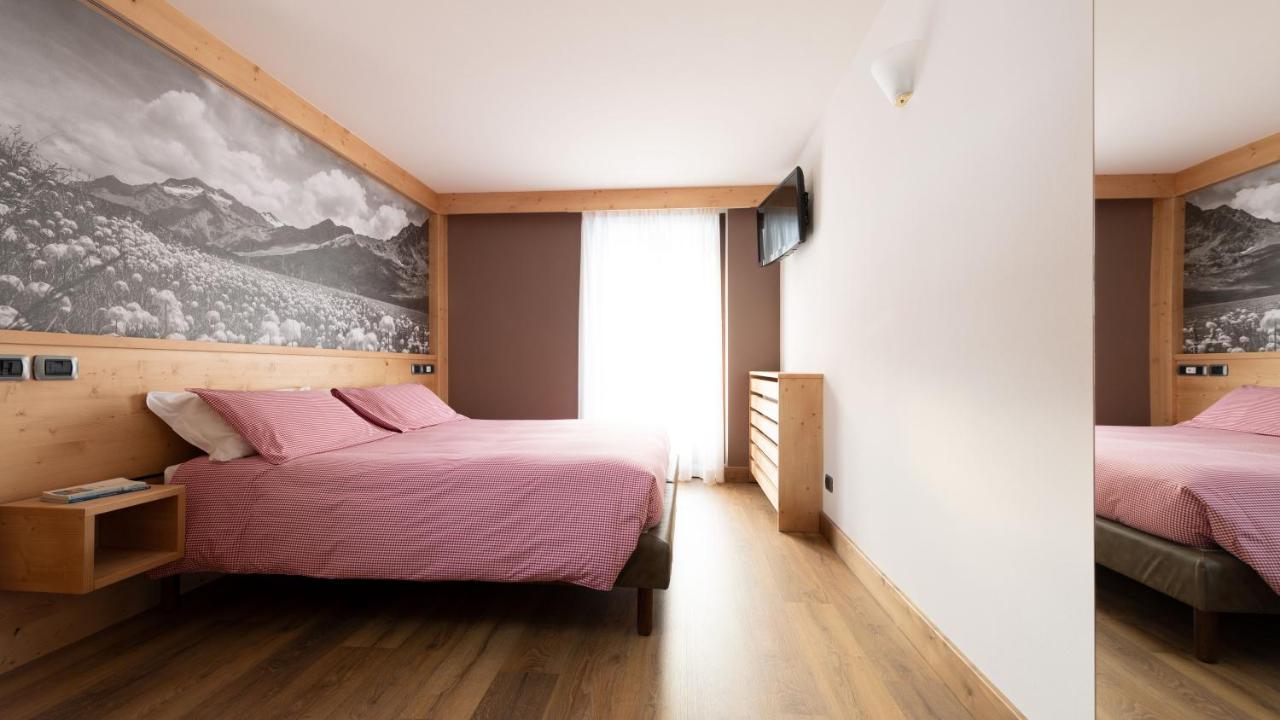 Hotel Compagnoni Santa Caterina Valfurva Eksteriør billede