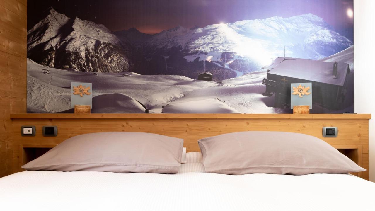 Hotel Compagnoni Santa Caterina Valfurva Eksteriør billede