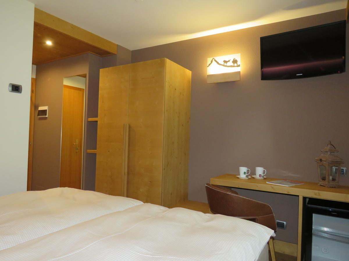 Hotel Compagnoni Santa Caterina Valfurva Eksteriør billede